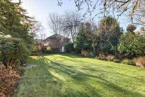 Photo 25- click for photo gallery